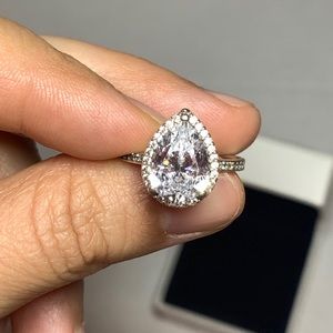 Pandora, Sparkling Teardrop Halo, Ring, Size 5